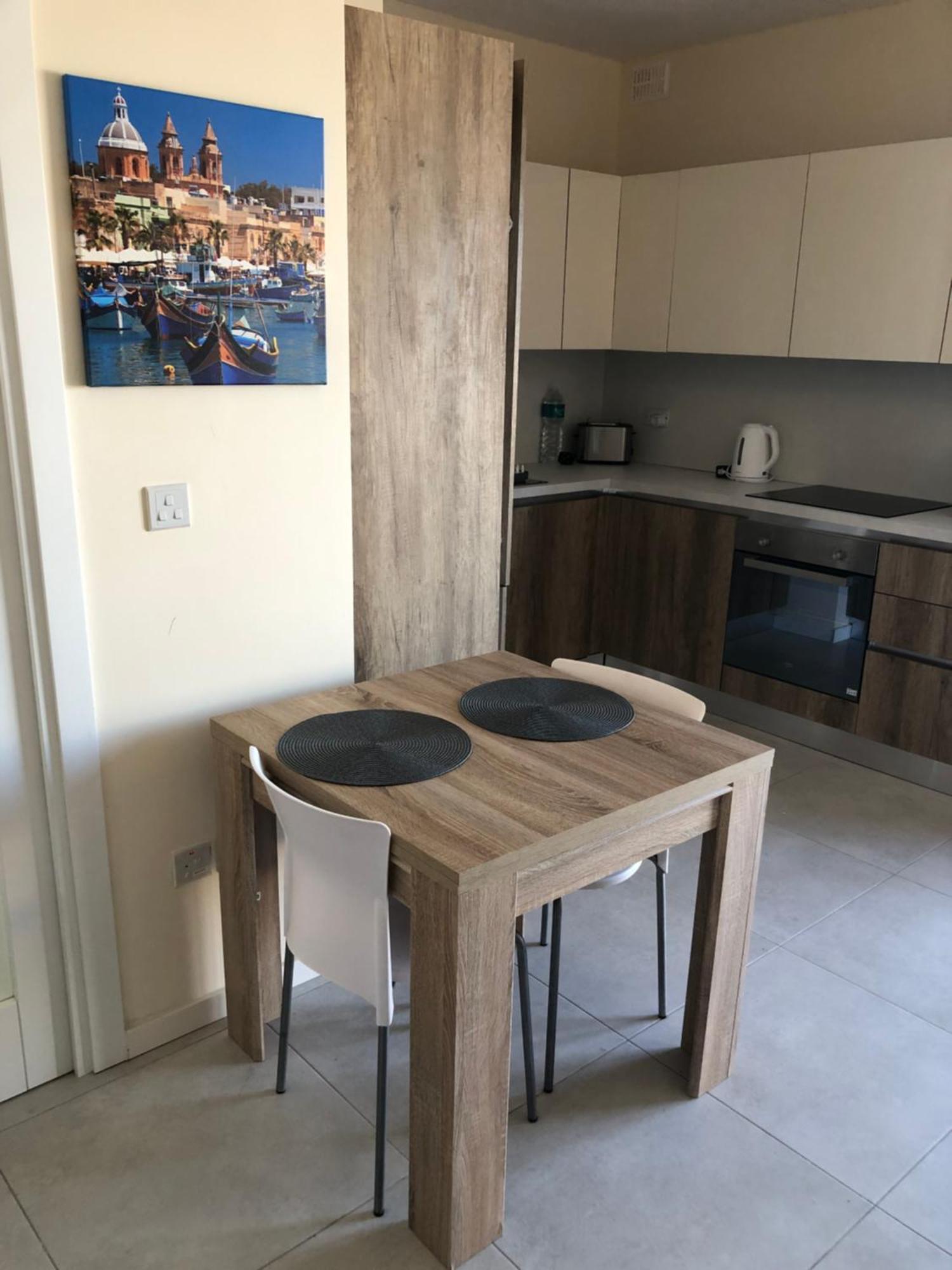 Appartement The Sea Across The Road Penthouse 5 à San Pawl il-Baħar Extérieur photo